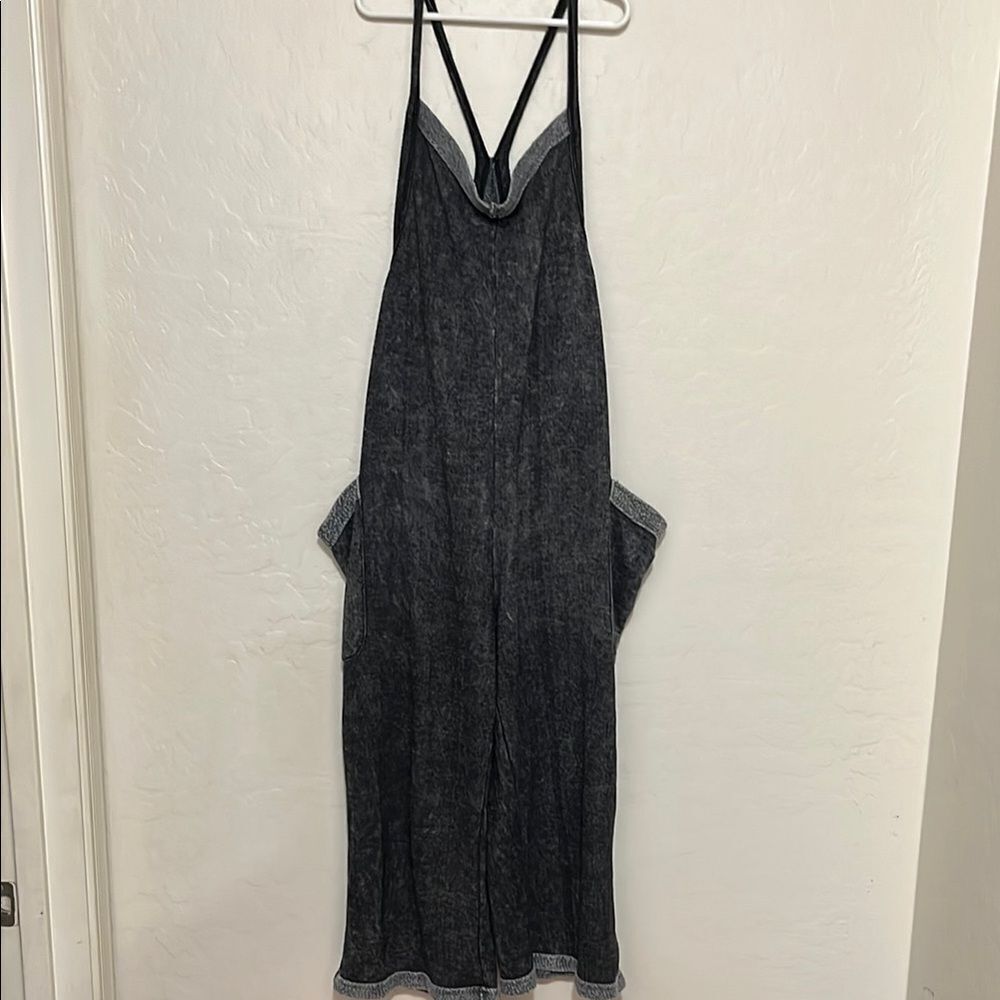 Maronie Distressed Boho Pull-On Pockets Jumpsuit Minimalist Modern